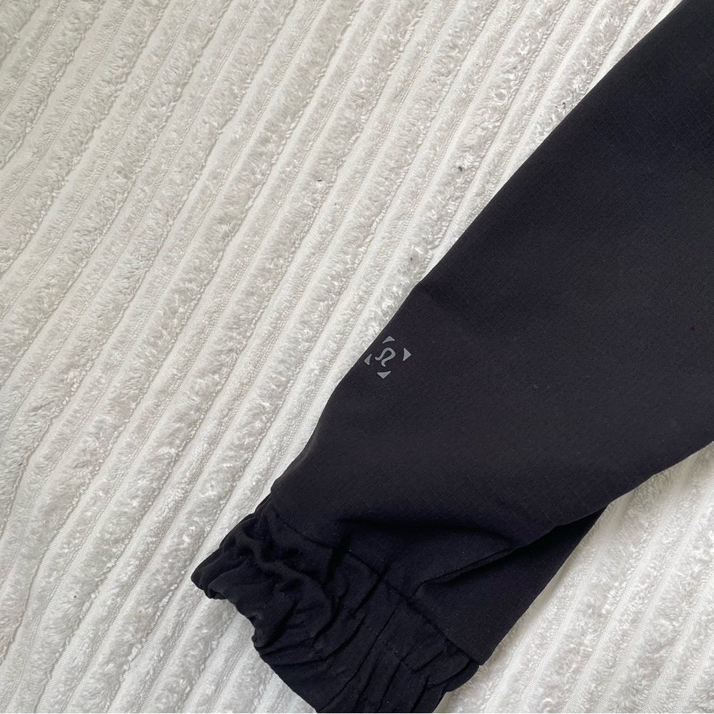 Lululemon Men’s License to Train Track Jacket - Picture 5 of 9